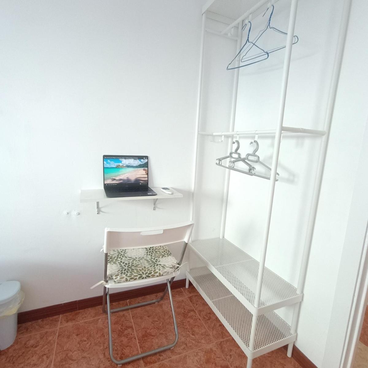 Piso Completo Cerca De Playa Y Estacion Tren Apartment Torremolinos