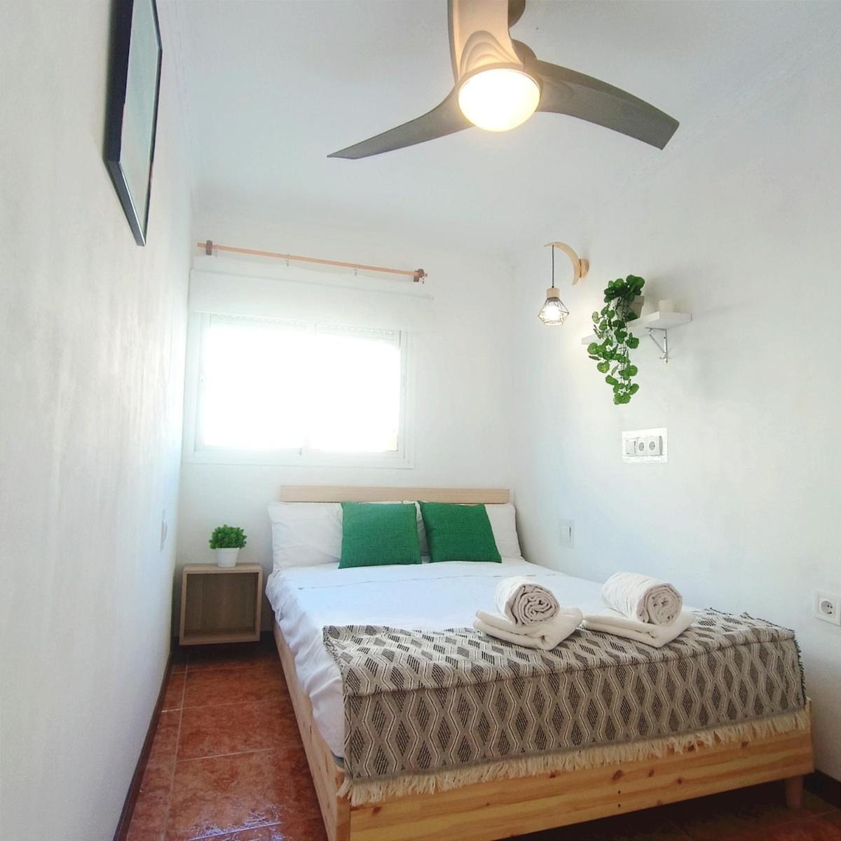 Piso Completo Cerca De Playa Y Estacion Tren Apartment *