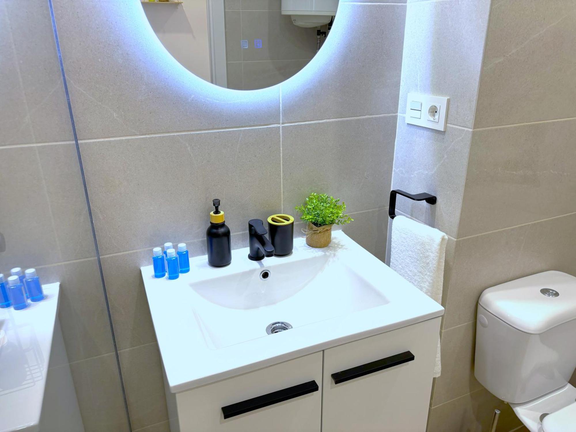 Evans Realty Bl Estudio Lujoso & Vistas Al Mar Apartment Torremolinos