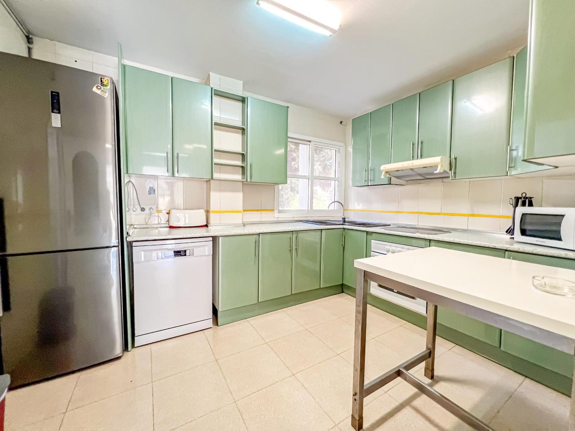 Aamos De Apartment