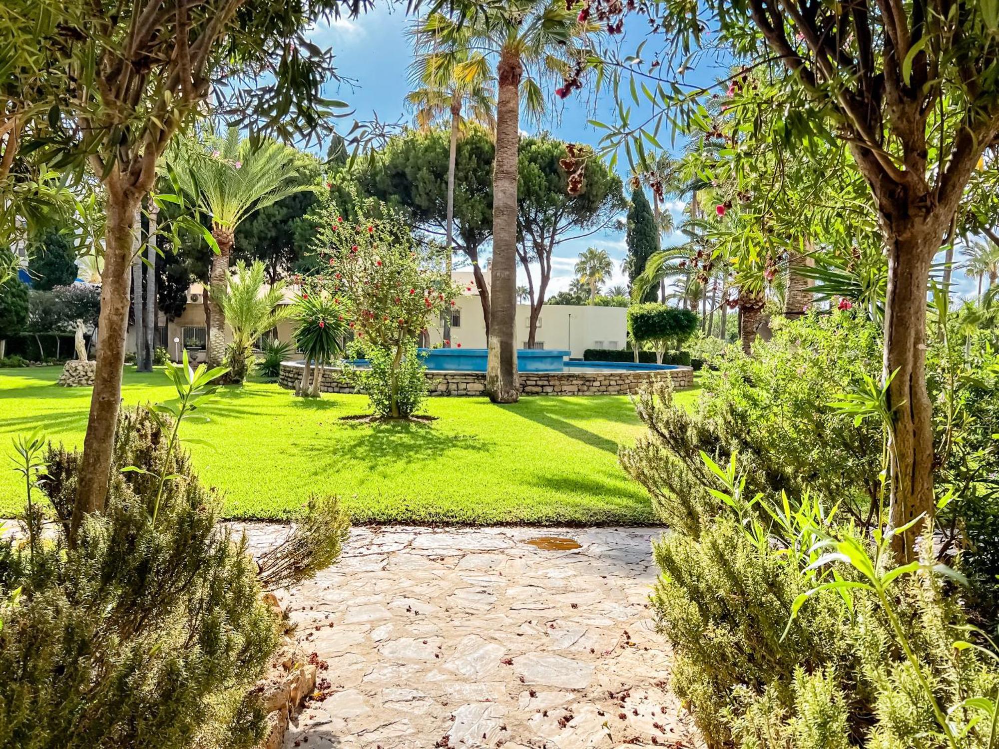 Aamos De Torremolinos
