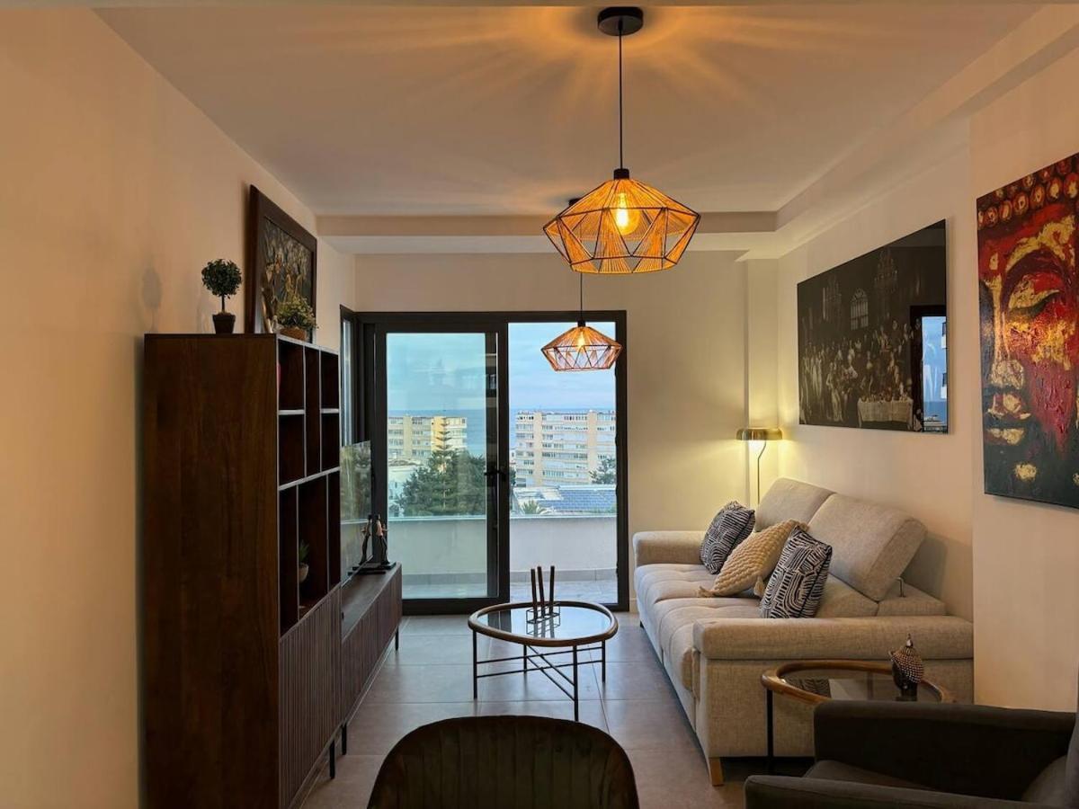 Serenity - Private - La Carihuela Apartment Torremolinos