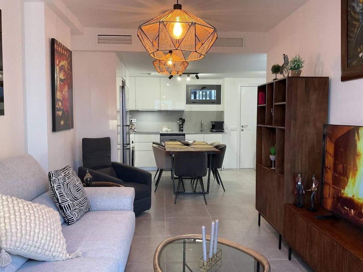 Serenity - Private - La Carihuela *