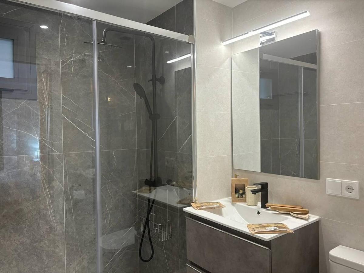 Serenity - Private - La Carihuela