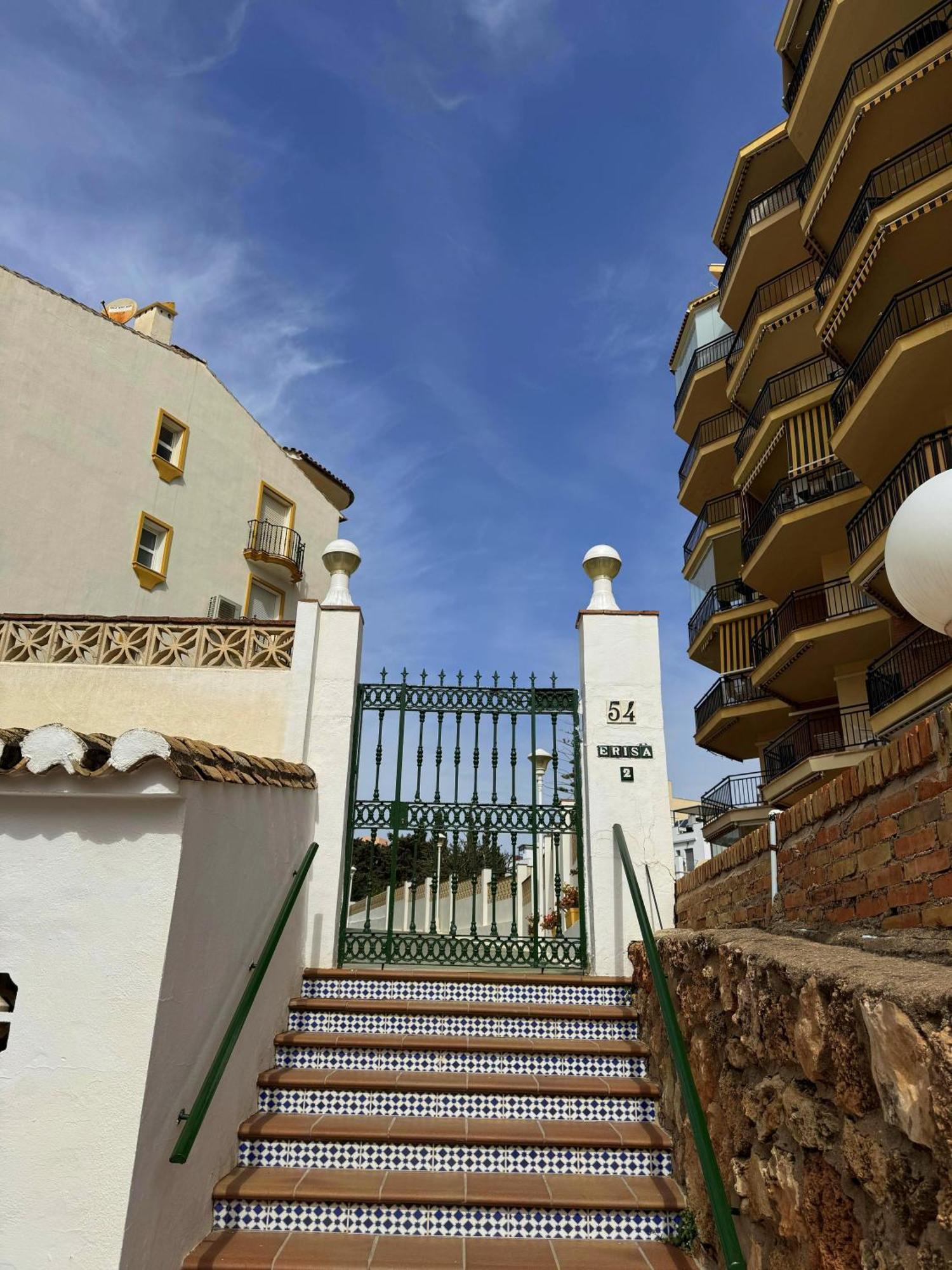 Terraza Y Vistas En Carihuela Erisa 2 A 100 Metros De La Playa Apartment Torremolinos