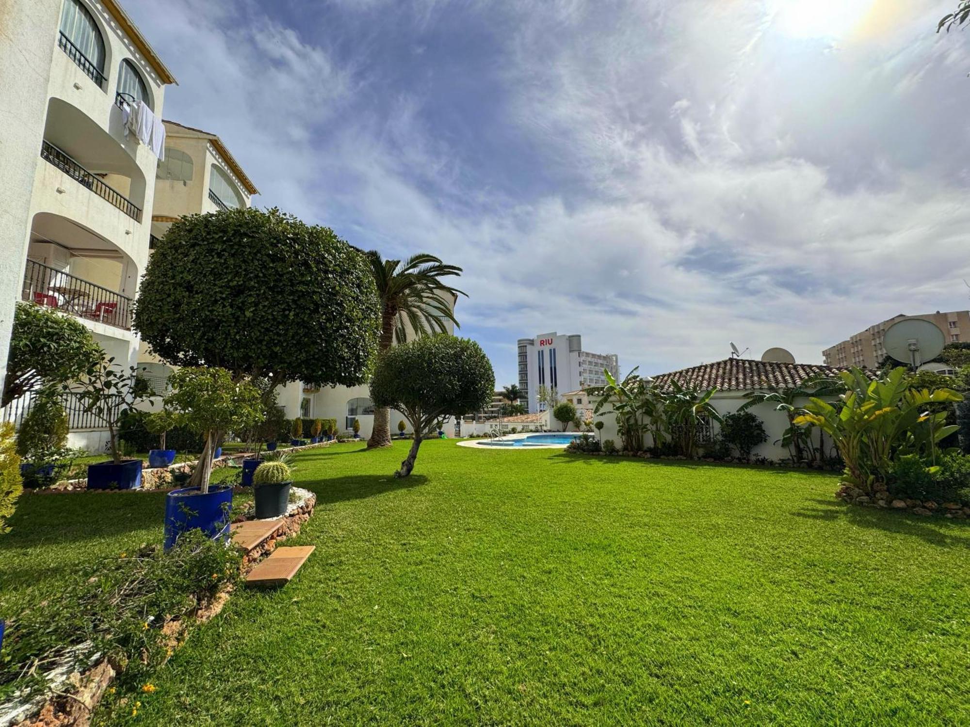 Terraza Y Vistas En Carihuela Erisa 2 A 100 Metros De La Playa Apartment