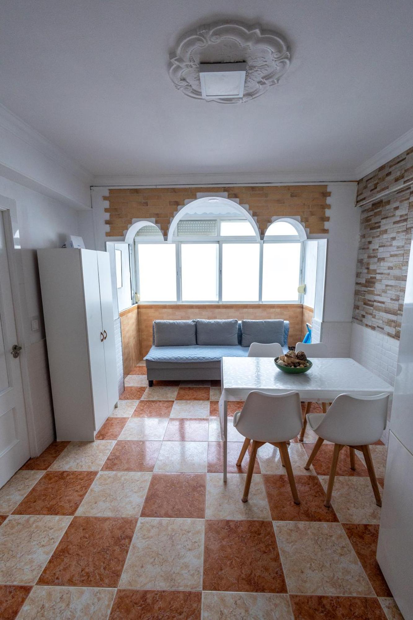 Piso Completo Cerca De Playa Y Estacion Tren Apartment Torremolinos