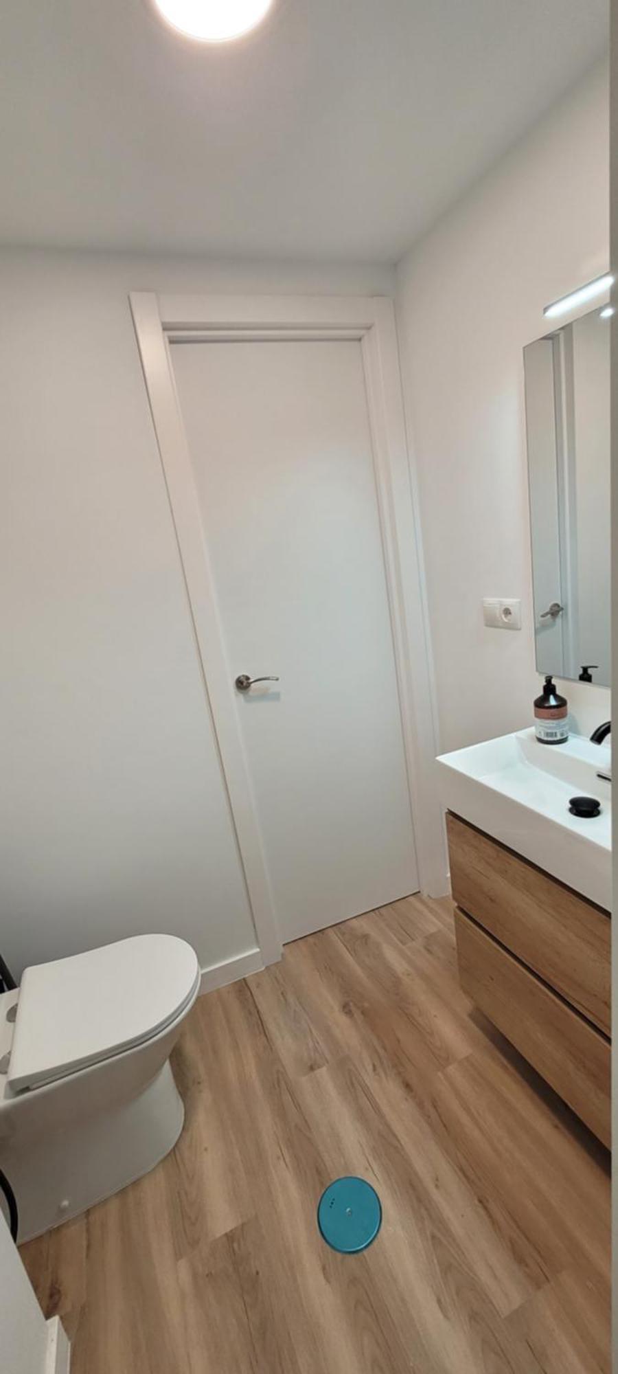 Apartment Estudio En Torremolinos - La Carihuela - Wifi 365 Mbps - Fire Stick Amazon - Playa A 50 Metros *