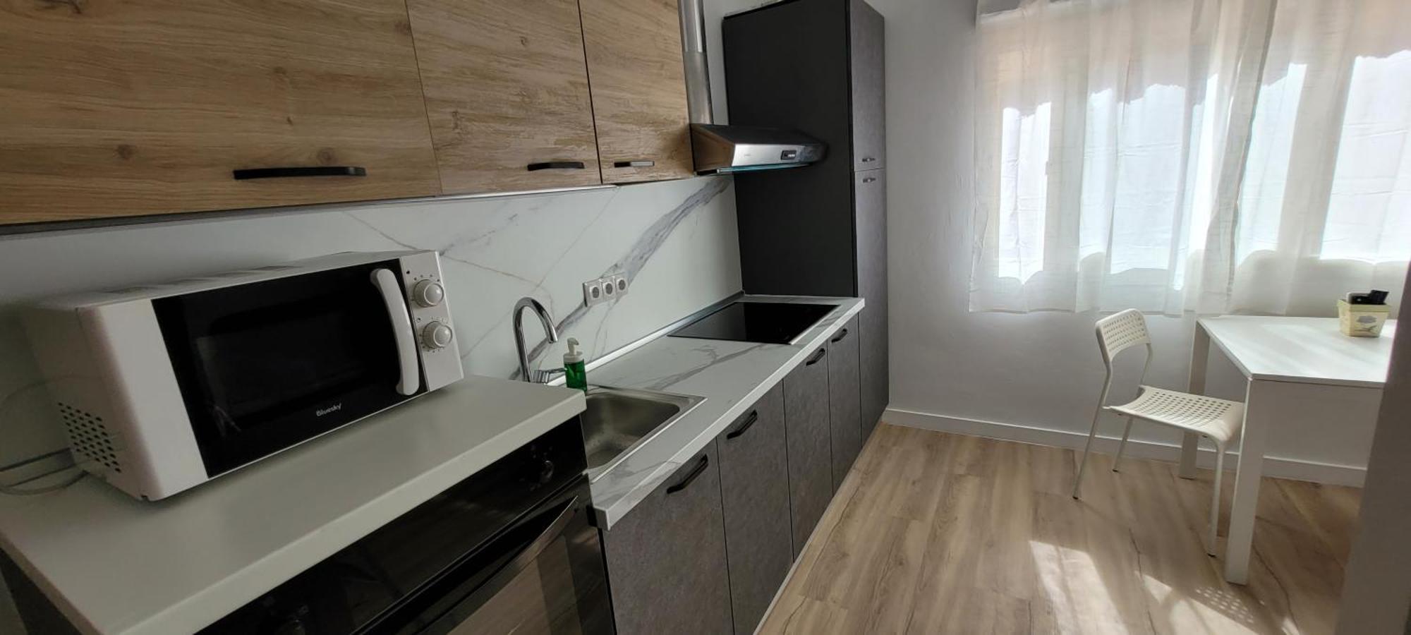 Estudio En Torremolinos - La Carihuela - Wifi 365 Mbps - Fire Stick Amazon - Playa A 50 Metros Torremolinos