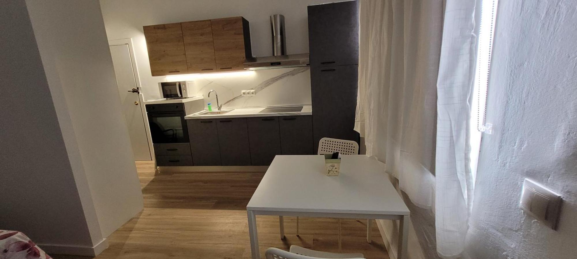 Estudio En Torremolinos - La Carihuela - Wifi 365 Mbps - Fire Stick Amazon - Playa A 50 Metros Apartment