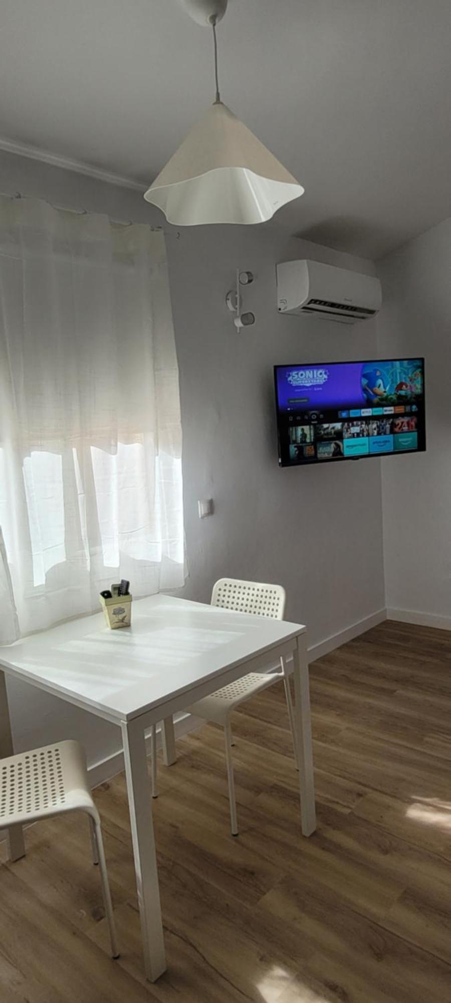 Apartment Estudio En Torremolinos - La Carihuela - Wifi 365 Mbps - Fire Stick Amazon - Playa A 50 Metros Torremolinos