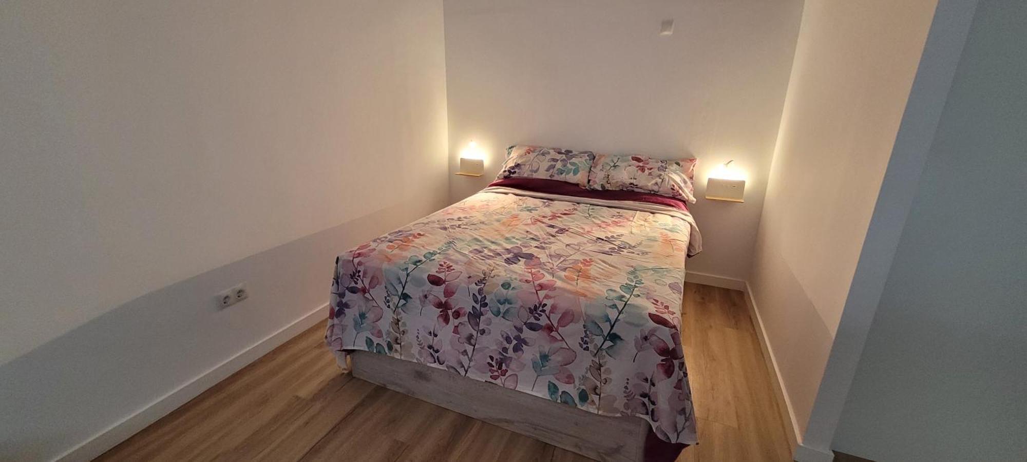 Apartment Estudio En Torremolinos - La Carihuela - Wifi 365 Mbps - Fire Stick Amazon - Playa A 50 Metros *