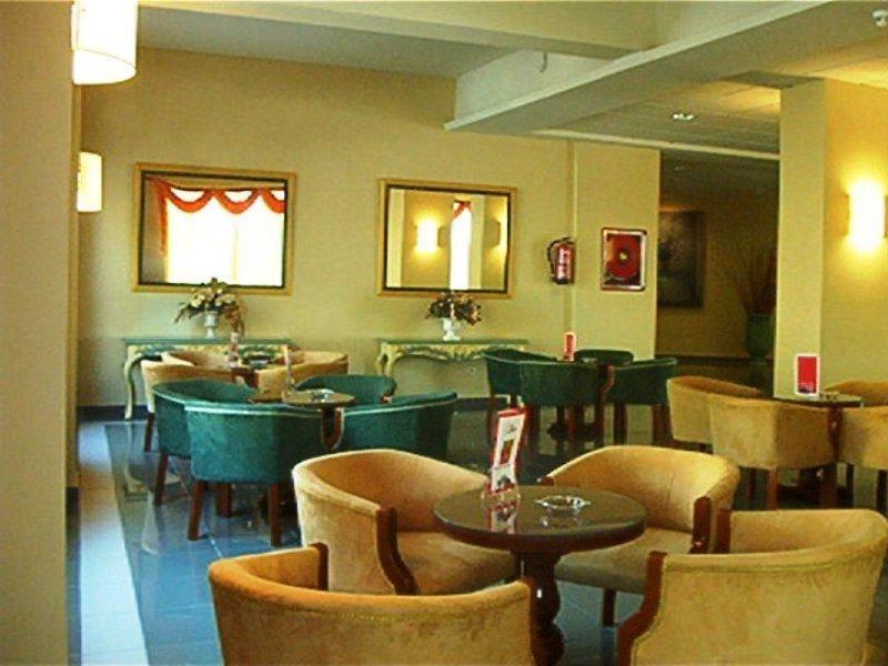 Royal Costa Hotel