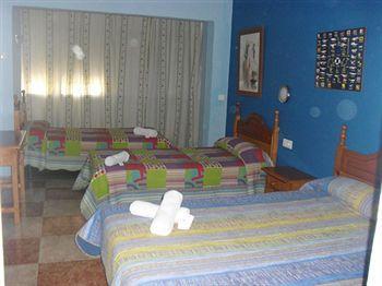 Virgen Del Rocio Ii Guest house 2*