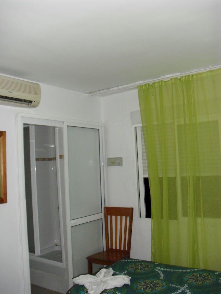 Guest house Virgen Del Rocio Ii Torremolinos
