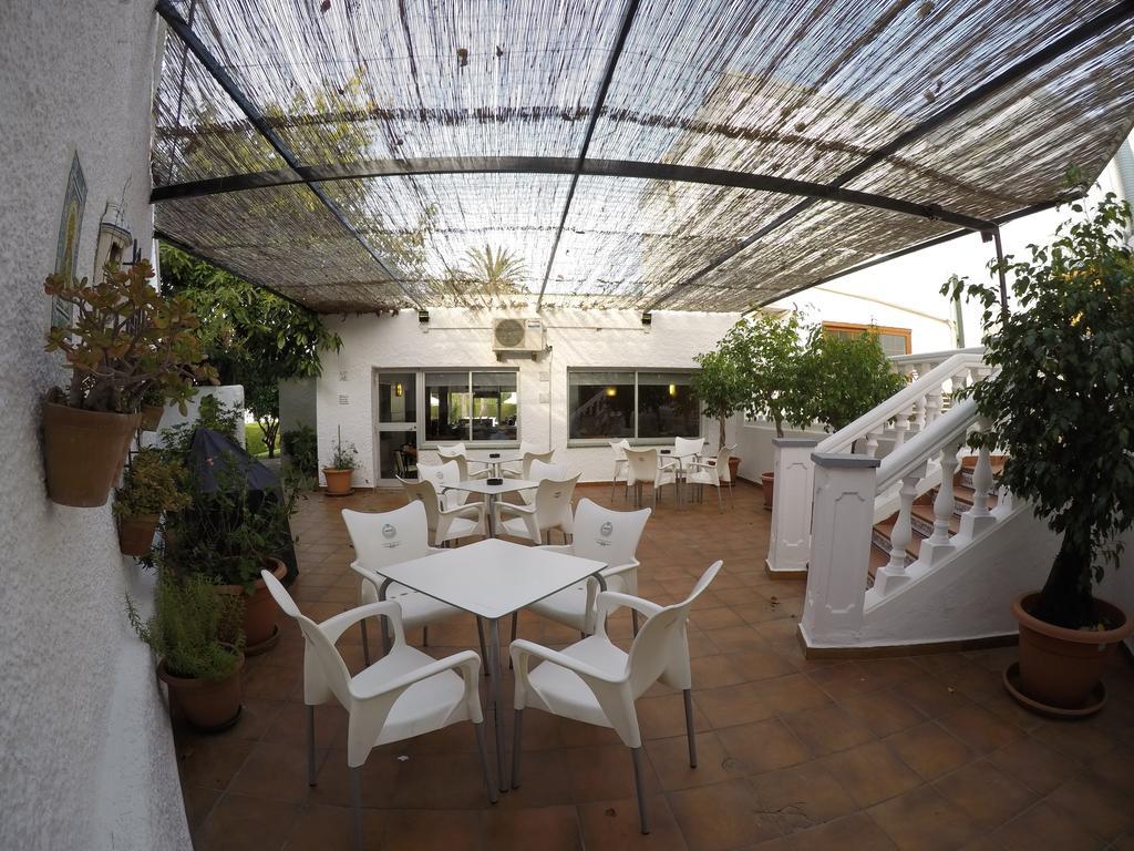 Hotel Complejo Rosales