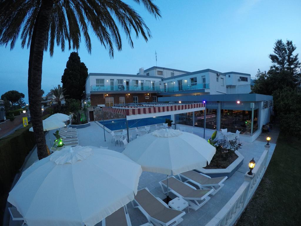 Hotel Complejo Rosales
