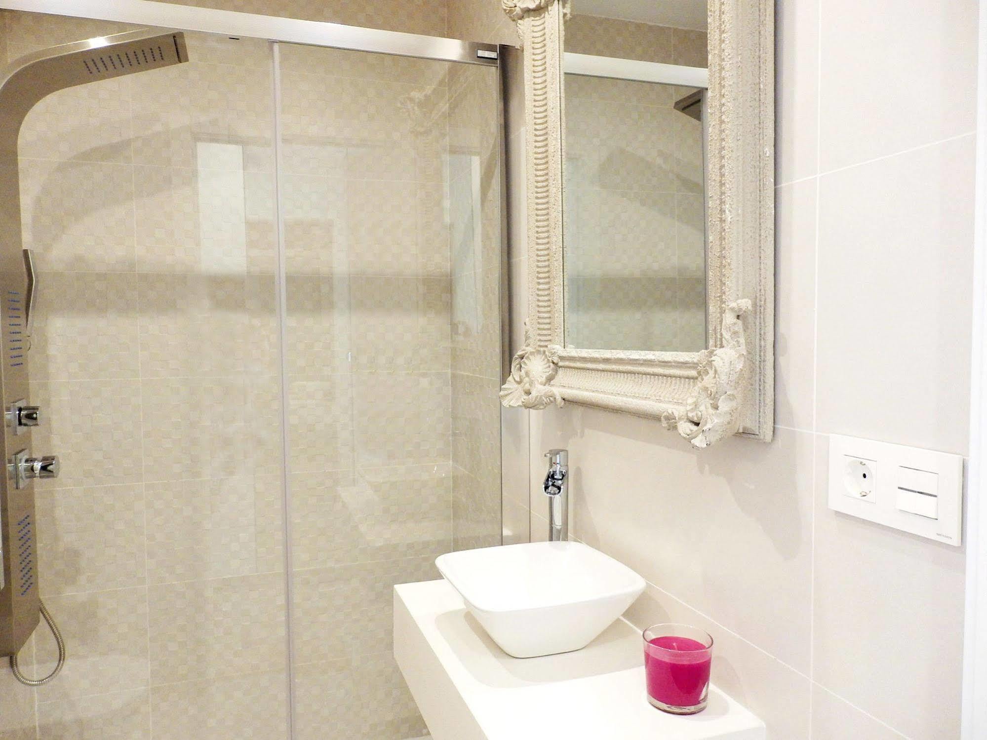 Waterfront Santa Clara Hotel 3*