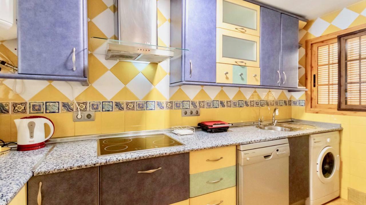 797 Holiday Rentals- Piso Con Vistas Al Mediterraneo Y A La Carihuela *