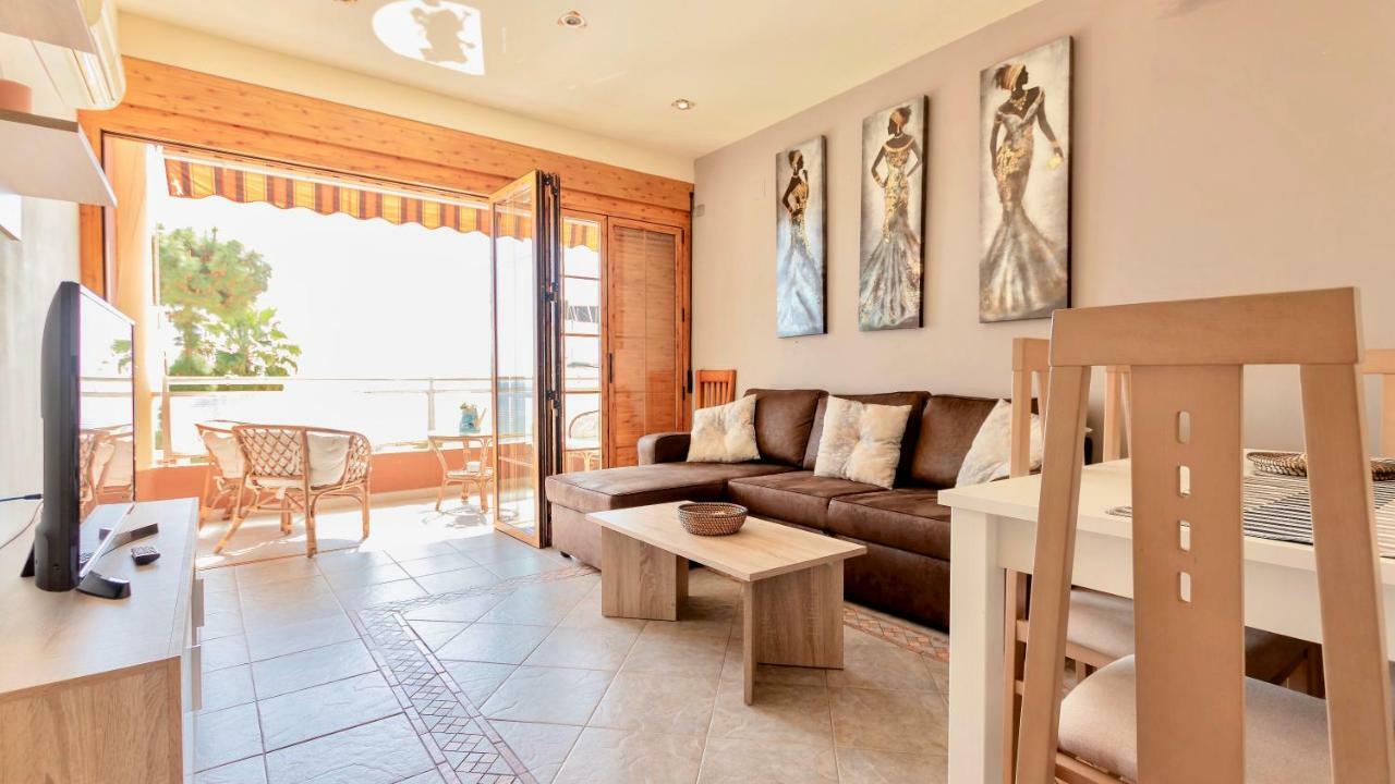 797 Holiday Rentals- Piso Con Vistas Al Mediterraneo Y A La Carihuela