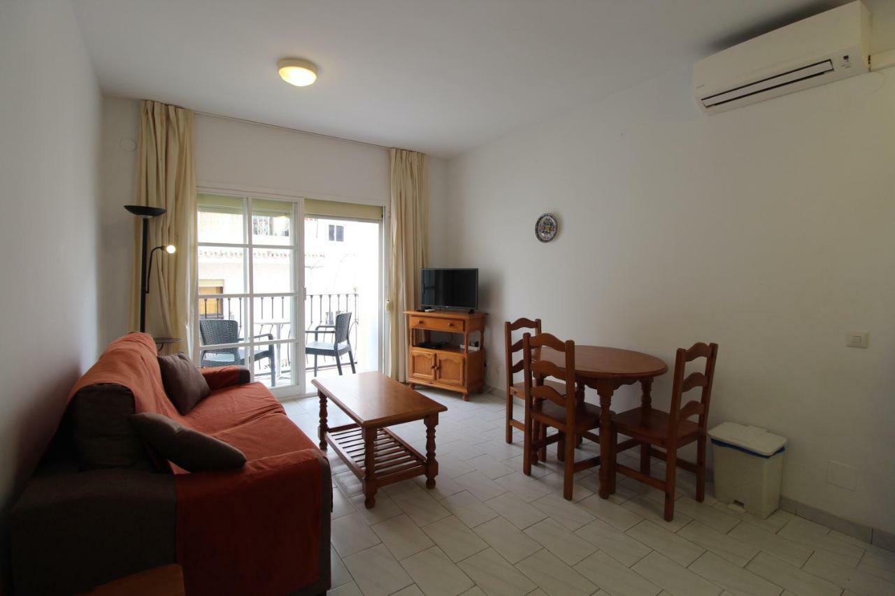 Carihuela Beach - Plaza Del Remo Apartment Torremolinos
