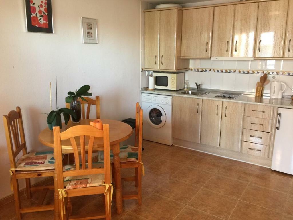 Apartamento Con Piscina En * Torremolinos