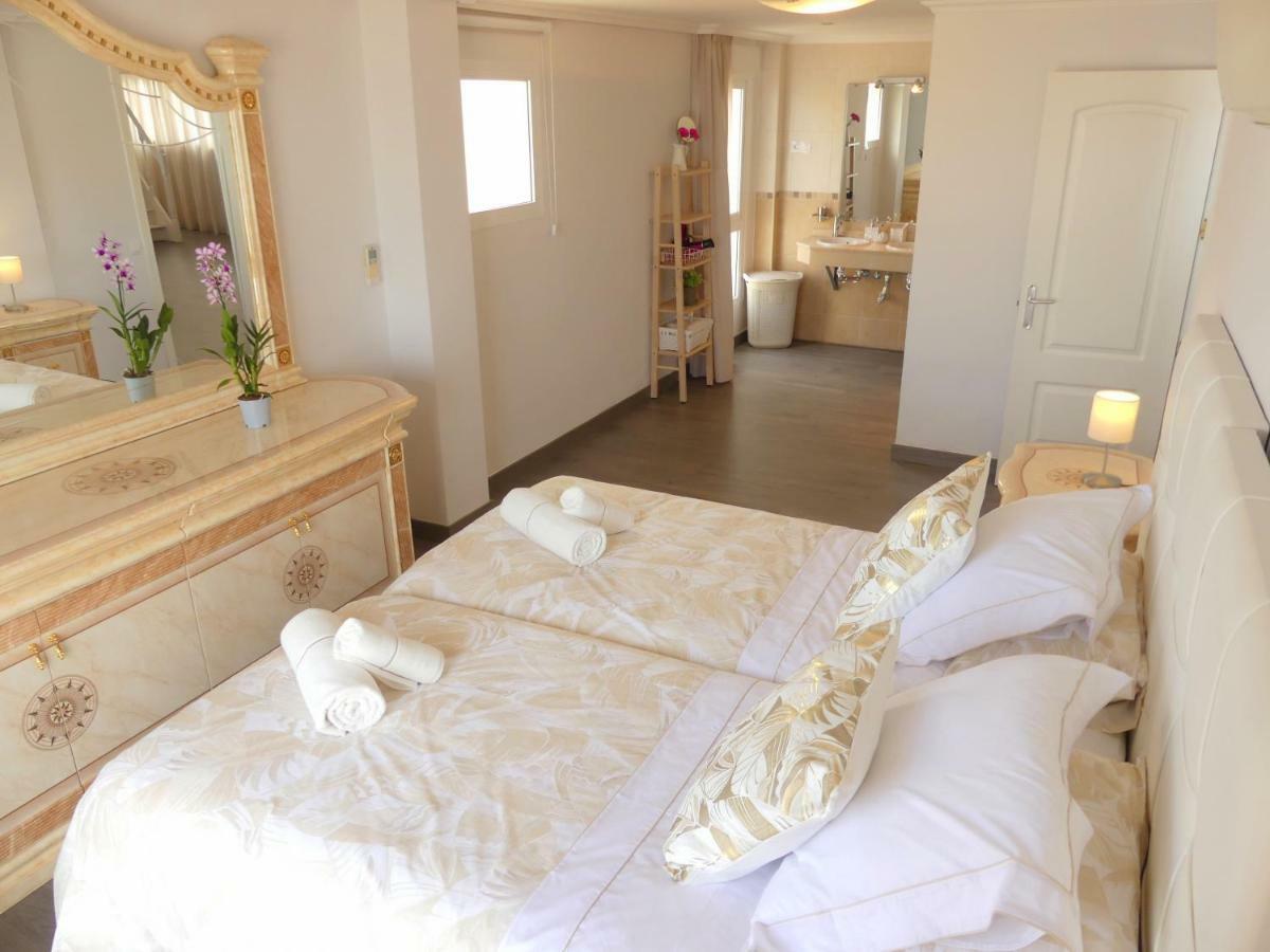 Duplex La Carihuela 1ª Linea De Playa Costa Del Sol Apartment *