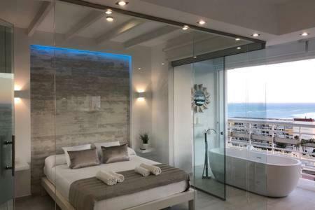 Loft Del Mar - Charming Luxury At La Roca Apartment *
