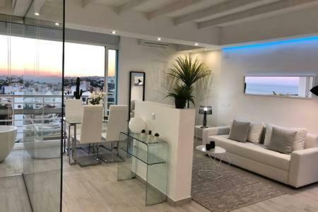 Apartment Loft Del Mar - Charming Luxury At La Roca