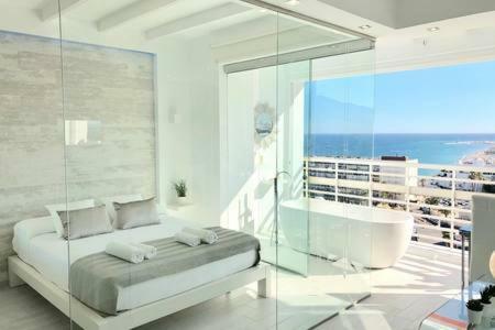Loft Del Mar - Charming Luxury At La Roca Apartment *