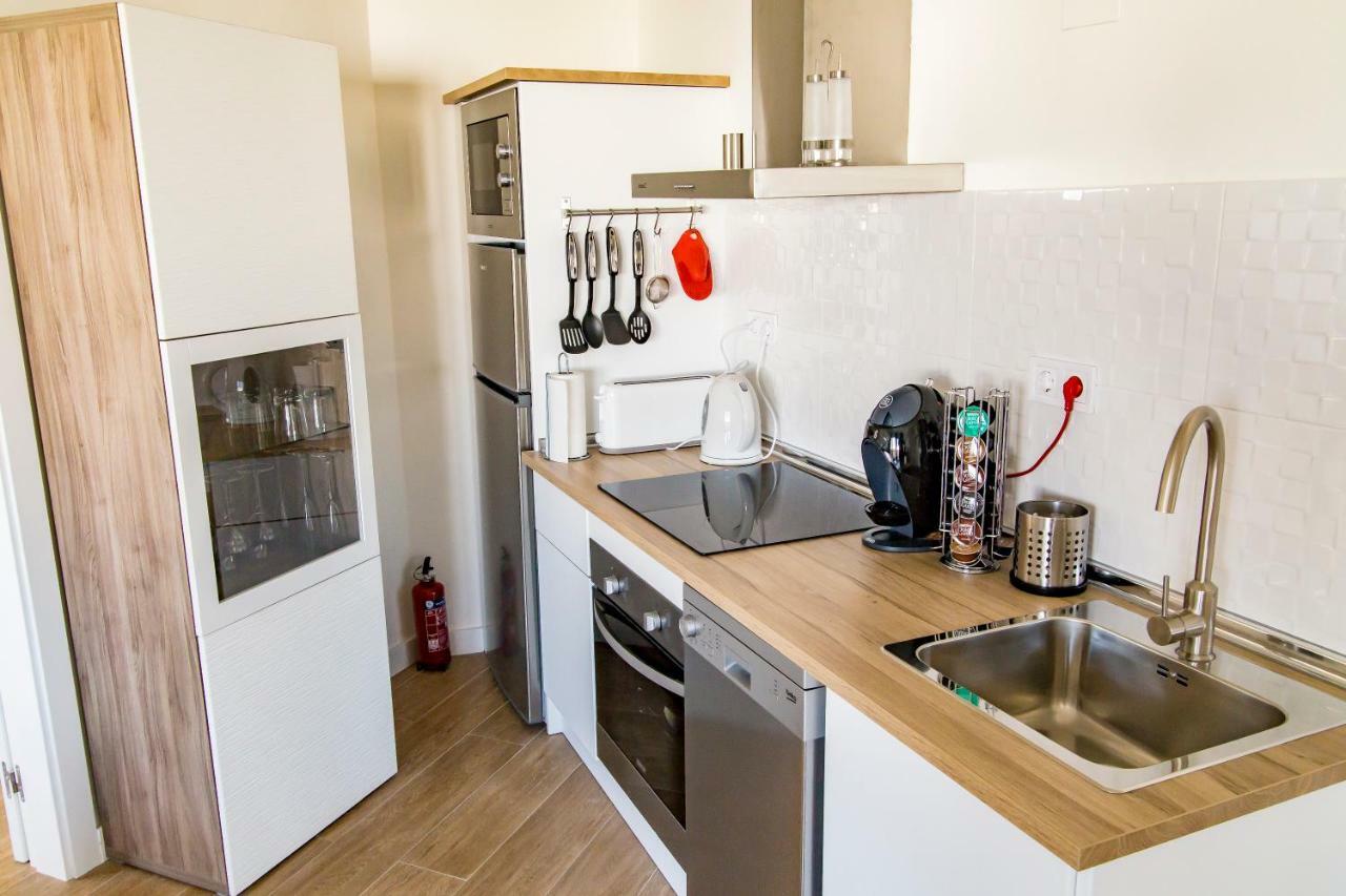 Apartamento New Near The & Train Station In Club Playa Flores
