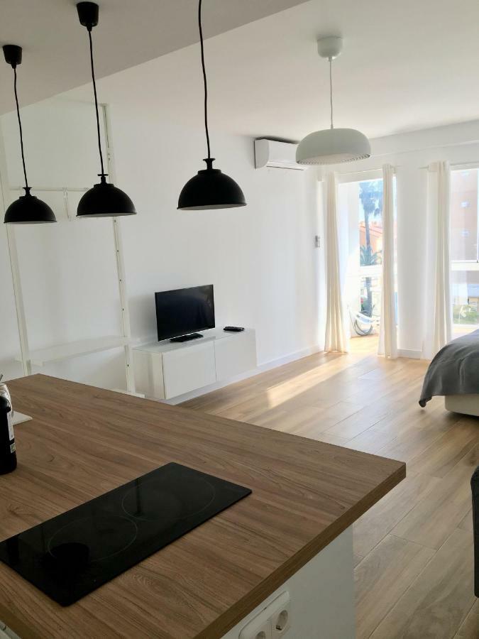 Apartment By Meatina *