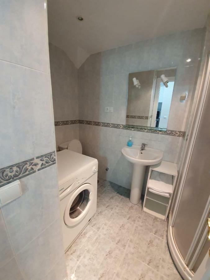 Piscina, Bar, Wifi, Fire Stick Amazon, Playa, 5 Min Centro - Excepcional * Torremolinos