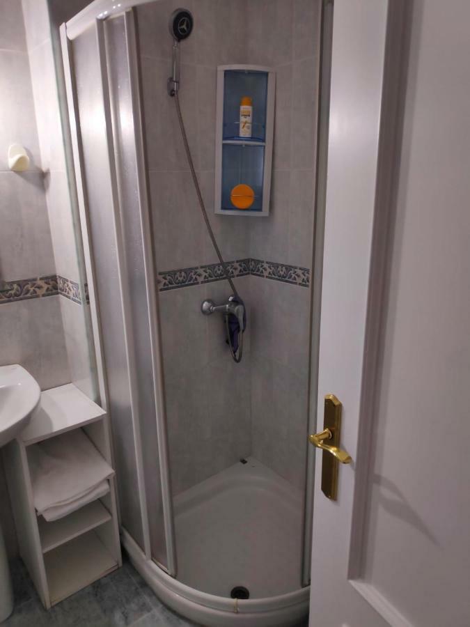 Piscina, Bar, Wifi, Fire Stick Amazon, Playa, 5 Min Centro - Excepcional Apartment