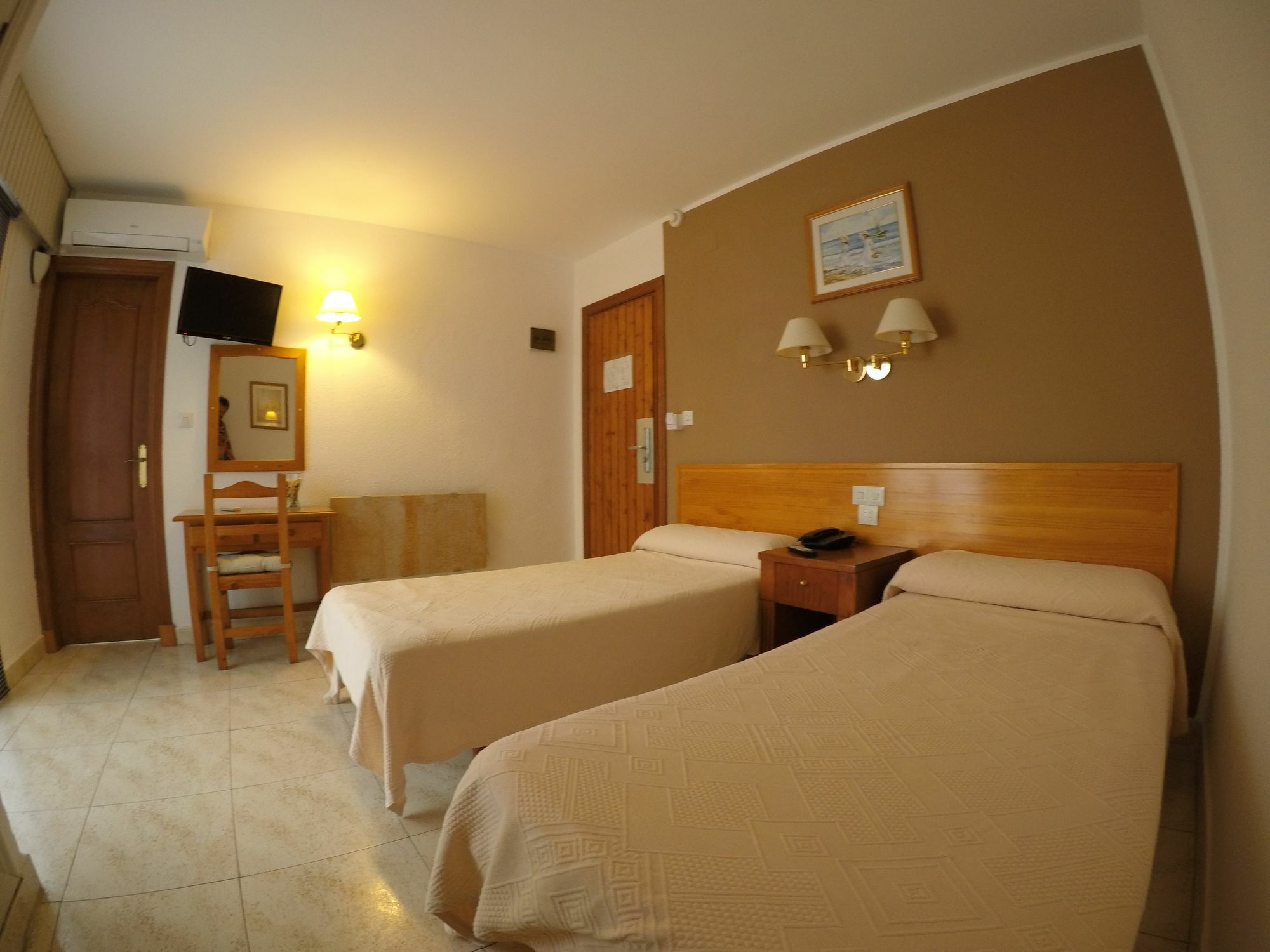 Hotel Complejo Rosales 2*