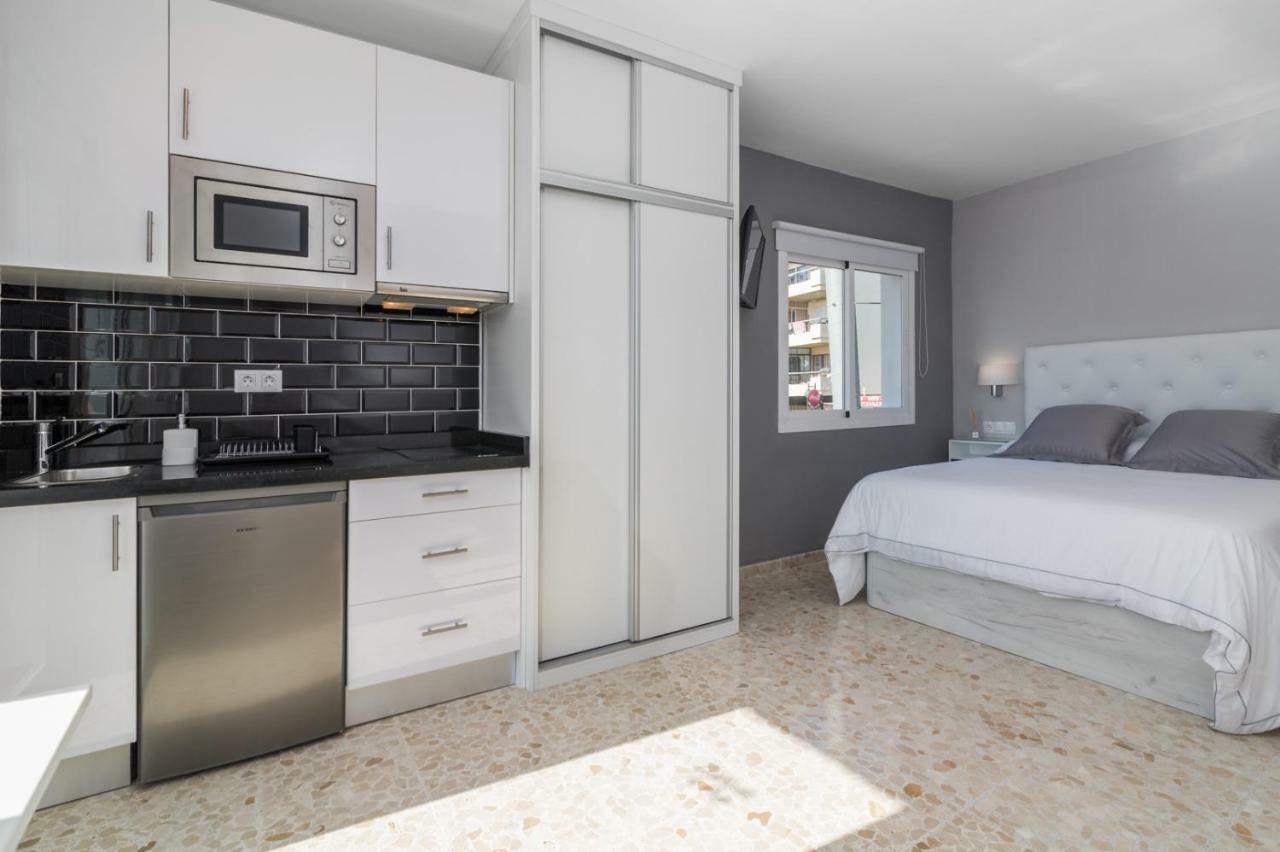 Carihuela Plaza Turisticos Apartment